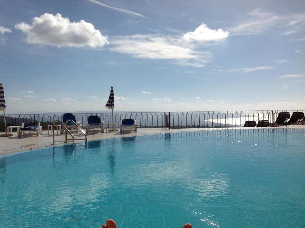 Appartamento Con Piscina 03 Trinita d'Agultu e Vignola Екстер'єр фото